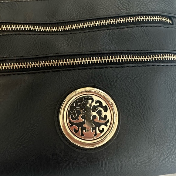 Women’s Purse - Picture 2 of 3